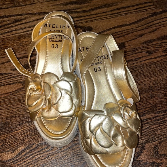 BNIB VALENTINO GARAVANI ATELIER 03 ROSE EDITION GOLD WEDGE ESPADRILLES 10 US - Picture 2 of 10
